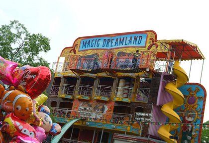 Magic Dreamland Fun-House